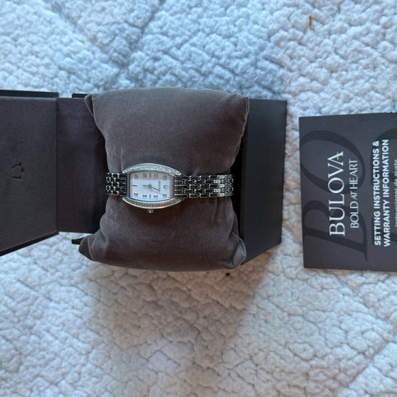 Bulova Watch - Picture 3 of 8